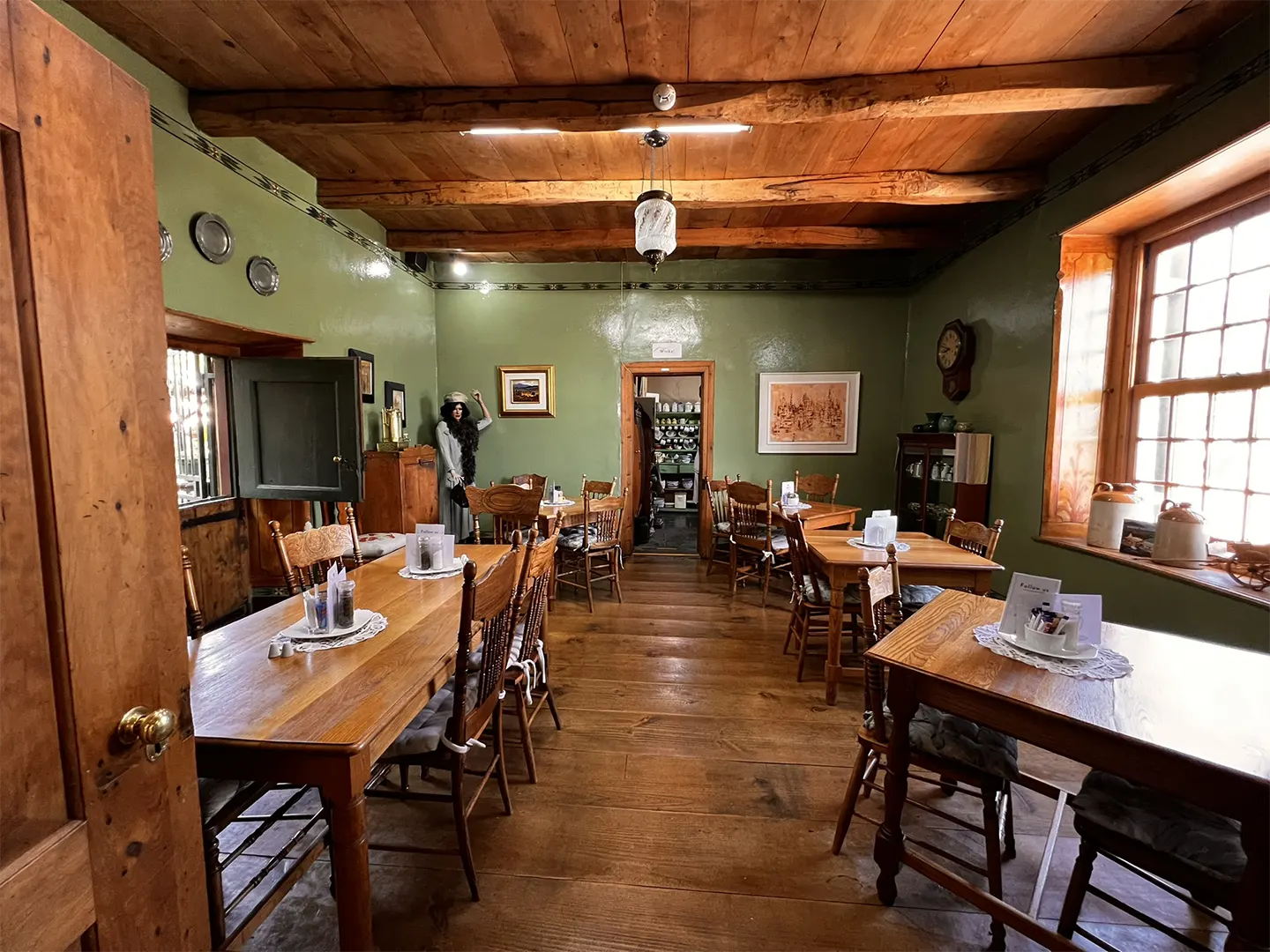 Hantam Huis restaurant interior