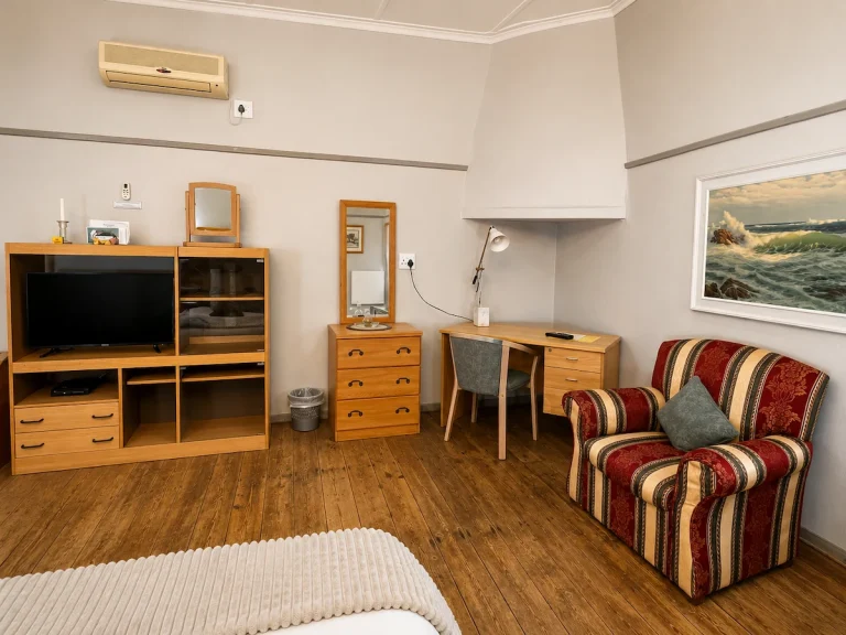 Guesthouse-bnb-accommodation-Calvinia (4)
